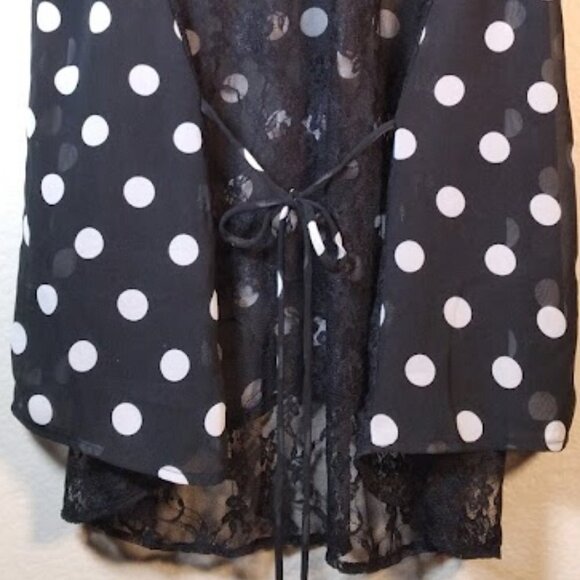 Sans Souci Women’s Black & white Polka Dot Button Down Sleeveless Top M - Picture 8 of 16